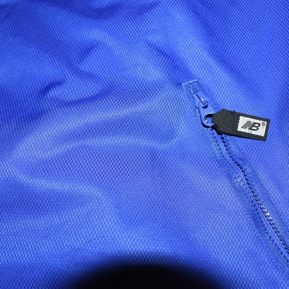 Vintage New Balance Windbreaker (XL) - Picture 4 of 5